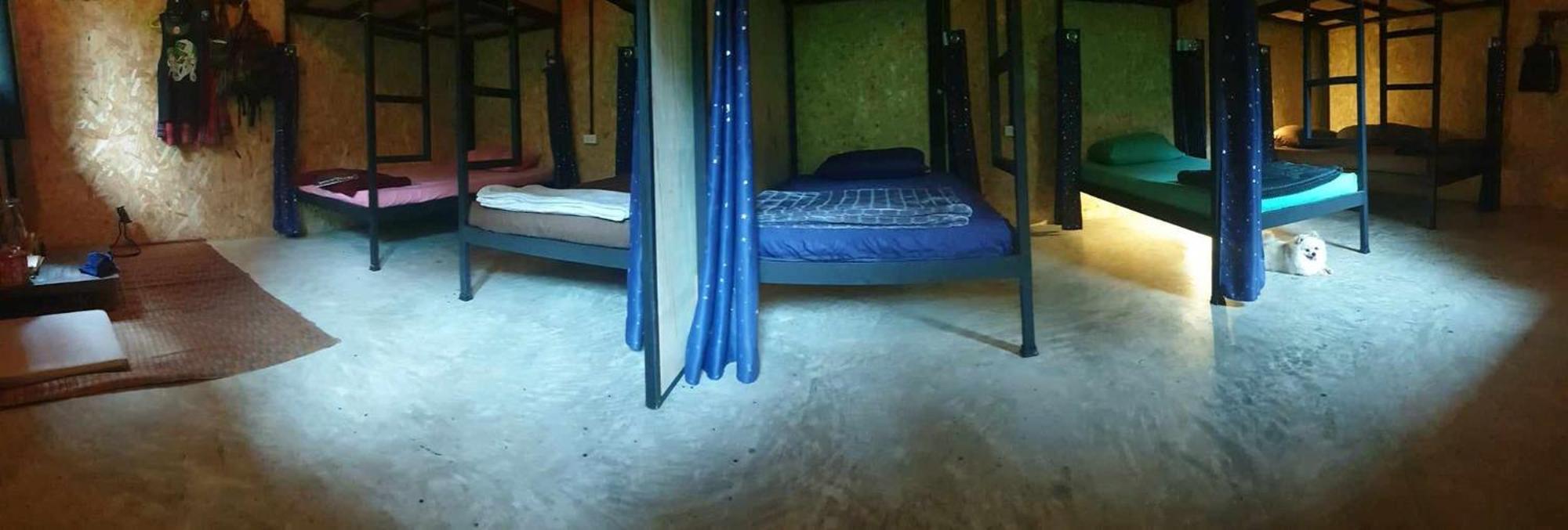 Homehostel Koh Chang Exterior photo